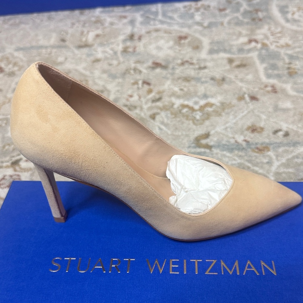 Stuart Weitzman Beige Suede Heels size 5 - Picture 2 of 8